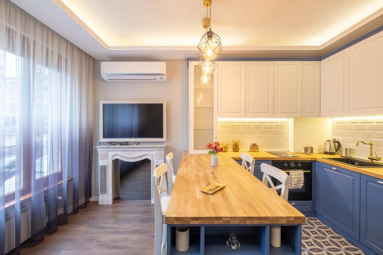 Designer & Cozy 2Bd Flat With A Parking In The City Center By Flat Mаnager Sofia Exterior photo