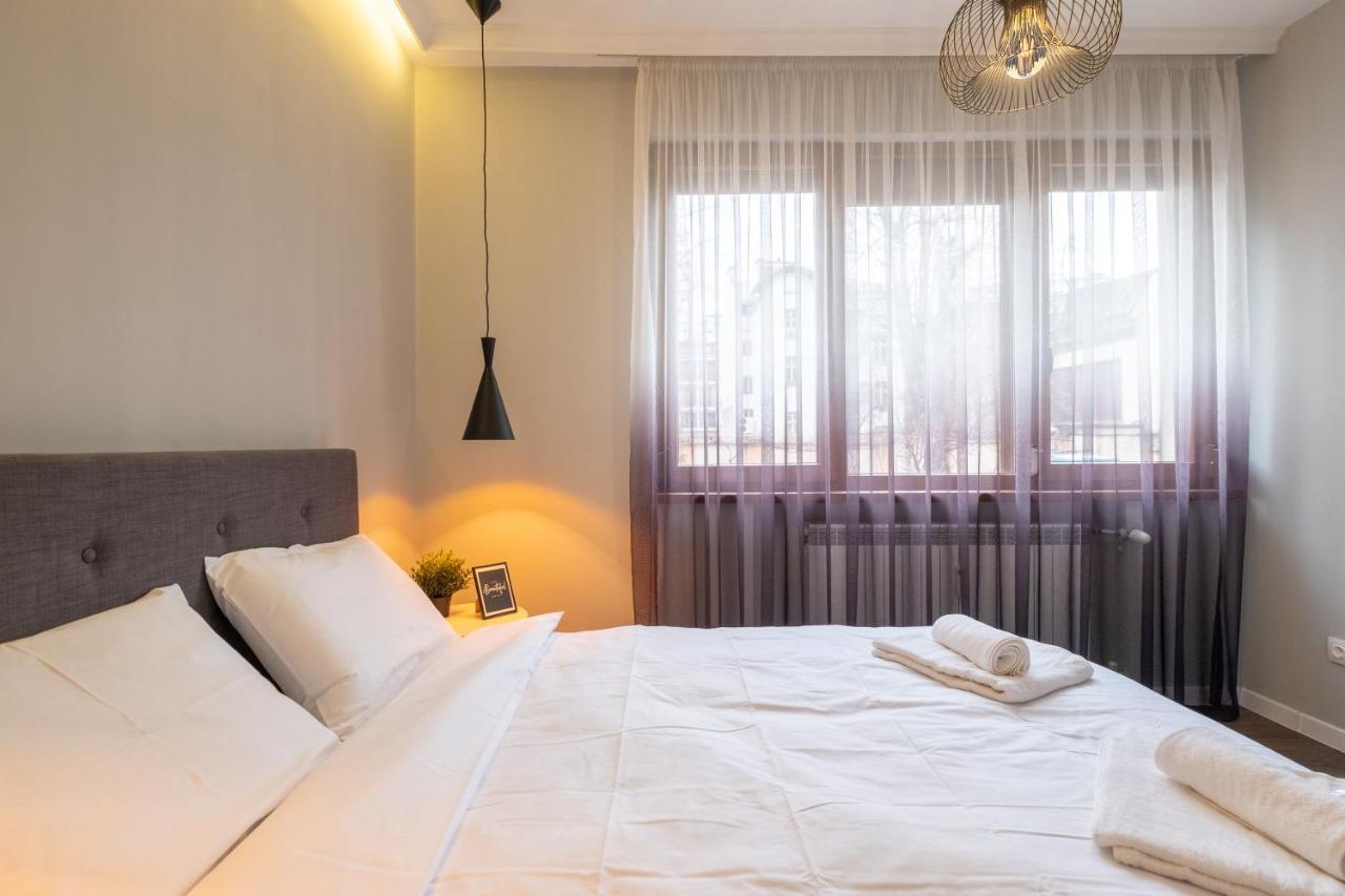 Designer & Cozy 2Bd Flat With A Parking In The City Center By Flat Mаnager Sofia Exterior photo
