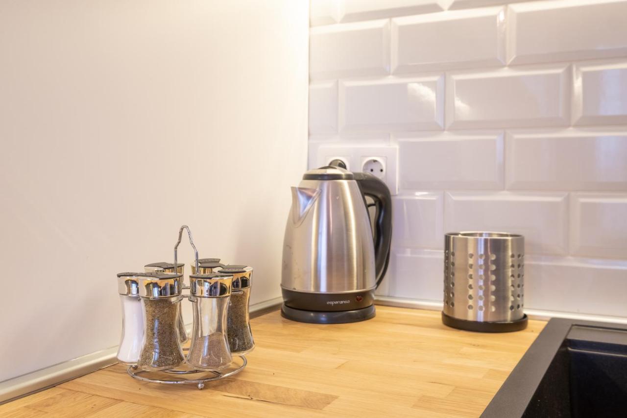 Designer & Cozy 2Bd Flat With A Parking In The City Center By Flat Mаnager Sofia Exterior photo