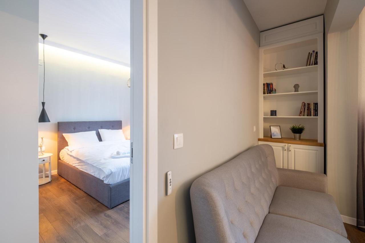 Designer & Cozy 2Bd Flat With A Parking In The City Center By Flat Mаnager Sofia Exterior photo