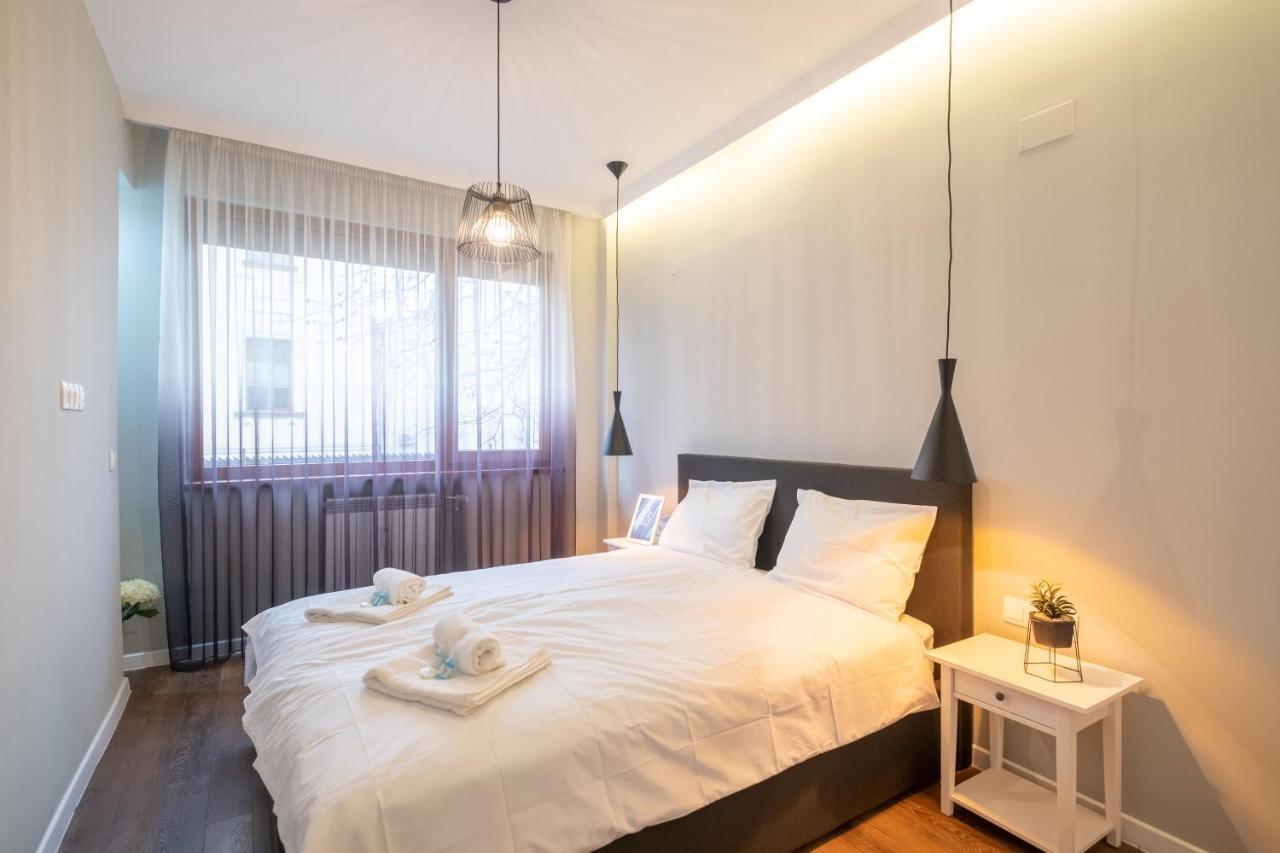 Designer & Cozy 2Bd Flat With A Parking In The City Center By Flat Mаnager Sofia Exterior photo